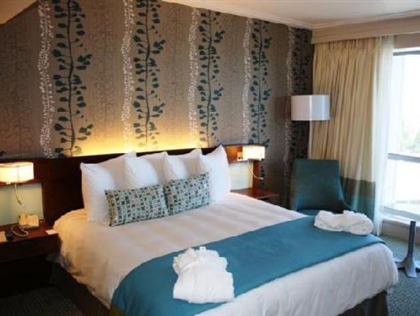 Radisson Blu Hotel Sandton - Bedroom 2